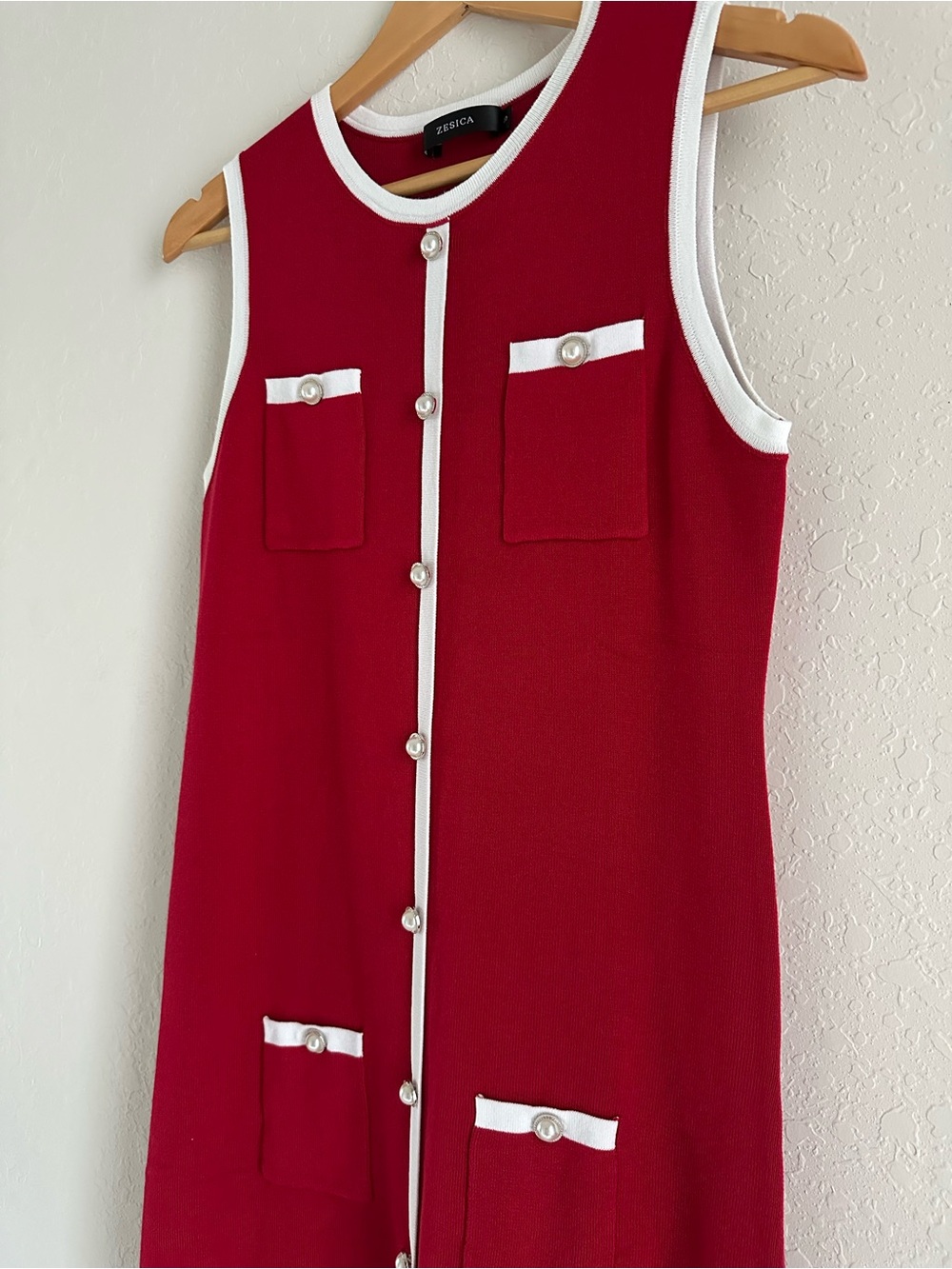 Sleeveless Red Midi Shift Dress with White Trim and Button Detail - Picture 3 of 5
